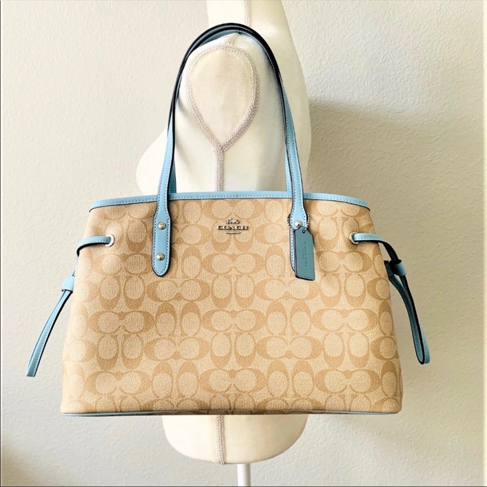 Coach Drawstring Carryall Tote Signature Canvas - Picture 16 of 16